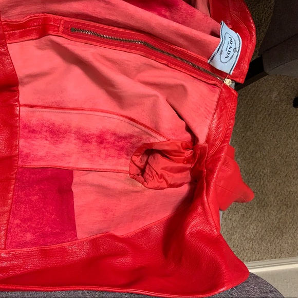 Red Authentic Prada Jacket - Picture 13 of 13